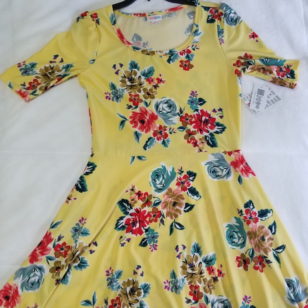NWT Lularoe Nicole Yellow Floral Dipped Dress